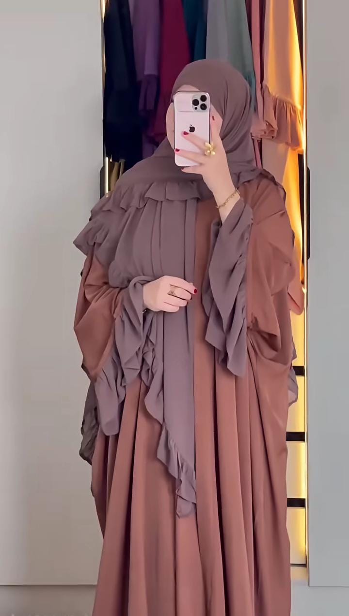 ✨ طقم من 3 قطعة عباية بتفاصيل فاخرة ✨