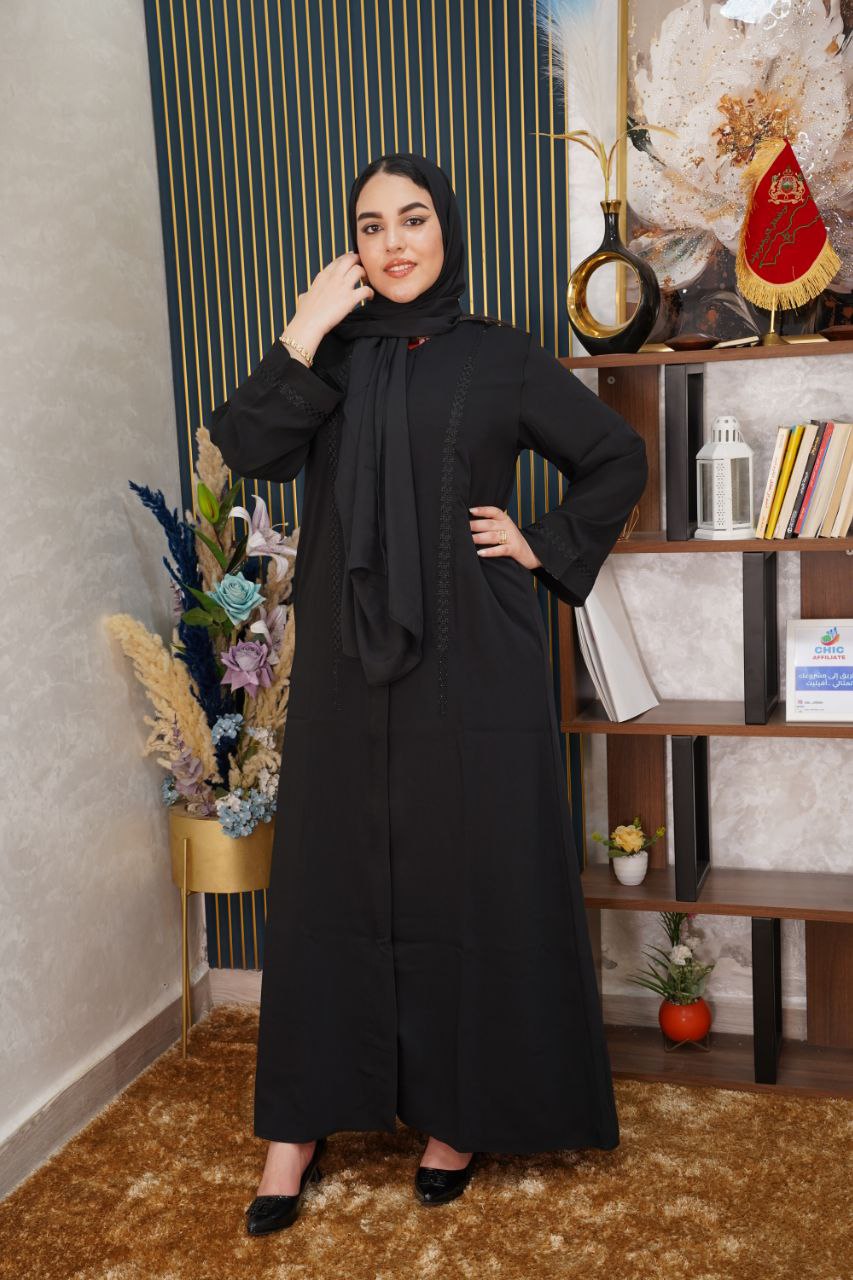 ✨ عباية إماراتية بالفولار بتفاصيل فاخرة ✨